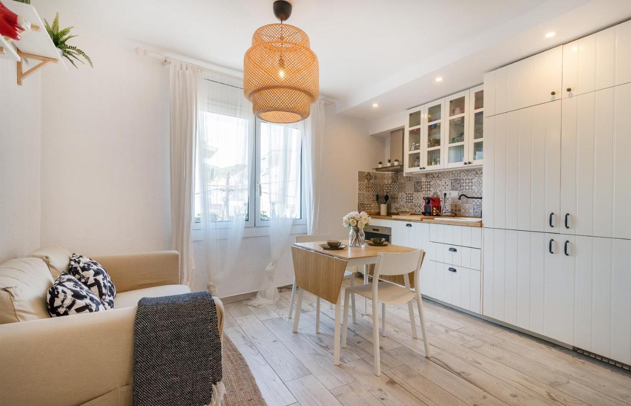 Beautiful Apartment Stylish Village House @ Center Cadaques Luaran gambar
